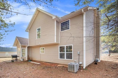 125 Edison Dr, Stockbridge GA  30281-2761 exterior