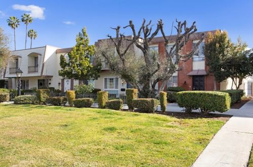 738 Fairhaven St, Anaheim CA  92801-4002 exterior
