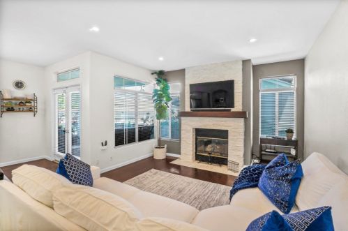 2385 Rancho Del Oro Rd, Oceanside, CA 92056-1736