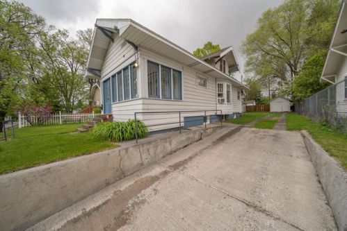 574 J St, Idaho Falls ID  83402-2826 exterior