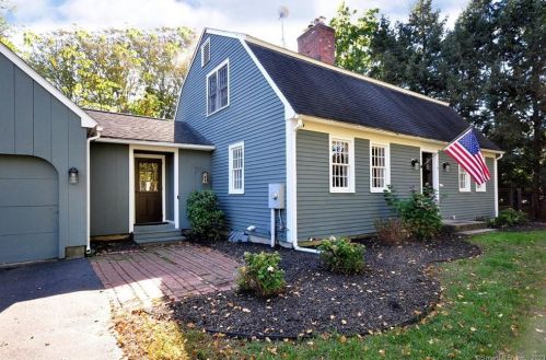 5 River Bend Ln, Windsor, CT 06095-1617