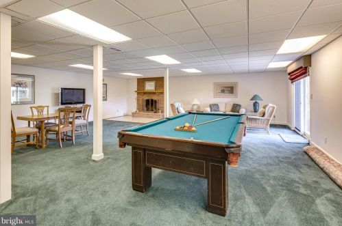 611 Cpe Mckinsey Dr, Severna Park MD 21146-4058 exterior