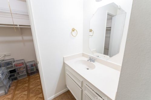 106 Candice Pl, Vista CA  92083-1960 exterior