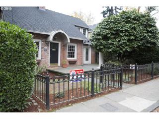 2711 Patton Rd, Portland, OR 97201-1650