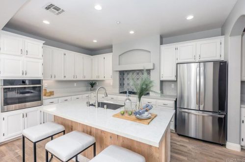 7573 Via Landini, San Diego, CA 92127-3843