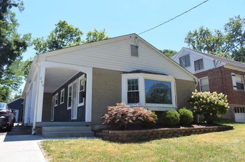 263 Forestwood Dr, Cincinnati, OH 45216-1512