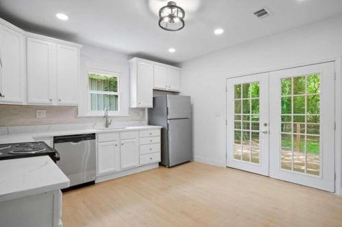 1712 Connally Dr, Atlanta GA  30344-2519 exterior