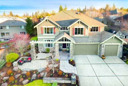 224 259th Ave, Redmond, WA 98074-3478