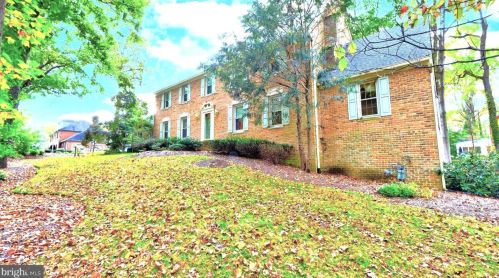 26 Belleview Dr, Severna Park, MD 21146-4844