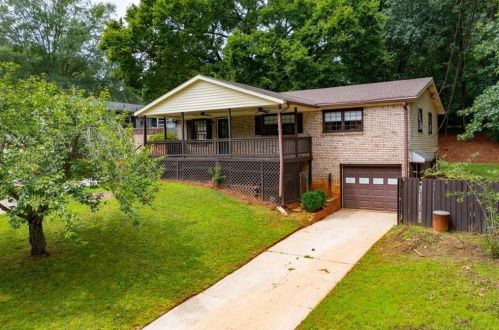 1005 Rhett Dr, Kennesaw, GA 30144-1834