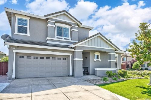 501 Maybeck Ct, Vacaville, CA 95688-8807