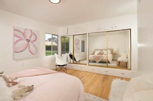 1622 Virginia Ave, Glendale CA  91202-1246 exterior