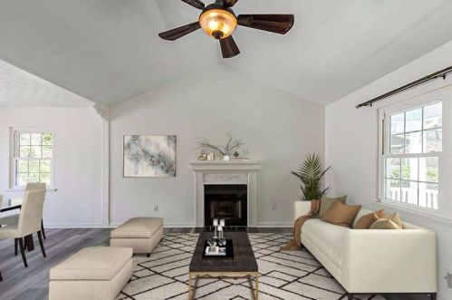 1421 Creek Overlook Ct, Marietta, GA 30066-1103