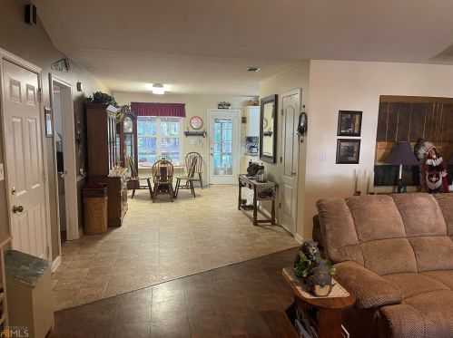 20 Berkshire Trce, Porterdale, GA 30016-7808