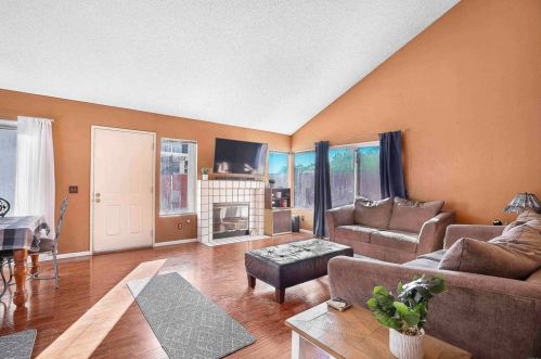 10258 New Bedford Ct, Lakeside, CA 92040-2354