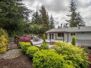 13710 173rd Pl, Seattle, WA 98059-8015