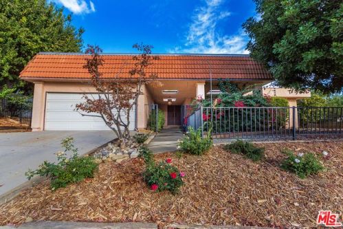 3224 Fermi Dr, Topanga, CA 90290-4431
