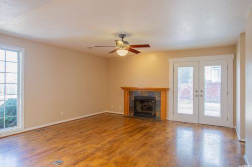 8641 Alta Cv Dr, Sandy UT 84093-1699 exterior