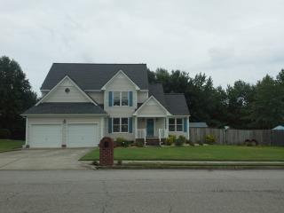 1045 Back Rd, Chesapeake, VA 23322-3748
