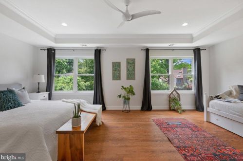 80 Robert Rd, Princeton NJ  08540-5333 exterior