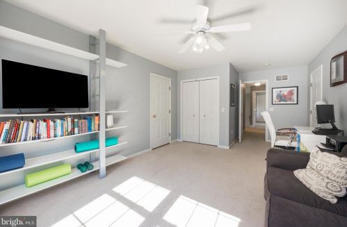 544 Bald Eagle Ct, Lancaster PA  17601-1180 exterior