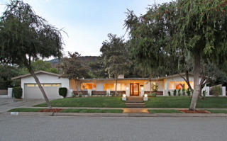 3745 Ranch Top Rd, Pasadena, CA 91107-1329