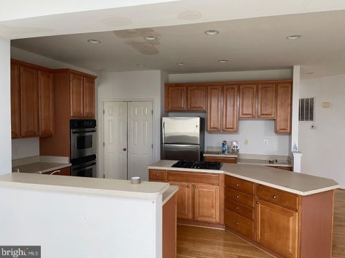 5302 Joshua Tree Cir, Fredericksburg, VA 22407-9335