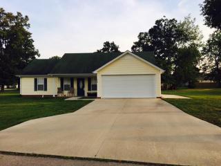 744 Doak Rd, Manchester, TN 37355-7362