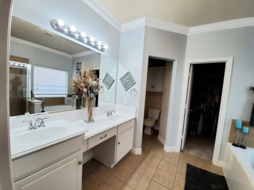 5214 Jay Thrush Dr, Richmond TX 77407-4011 exterior