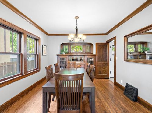 1076 Charles Ave, Saint Paul MN  55104-2617 exterior
