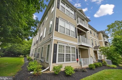 114 Kyle Way, Trenton, NJ 08628-2525