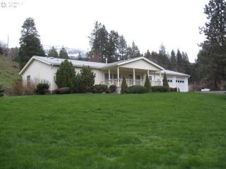 68026 Mill Creek Ln, Cove, OR 97824-8111