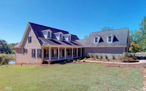 22 Lake Vista Ln, Commerce, GA 30529-4228