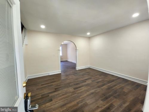 4621 Woodland Ave, Camden NJ  08110-6429 exterior