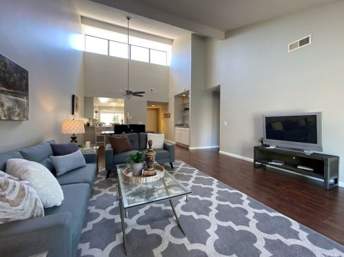 17251 Chestnut, Irvine CA  92612-2316 exterior