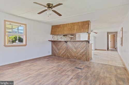 530 Jordans Way, Shanks, WV 26761-9618