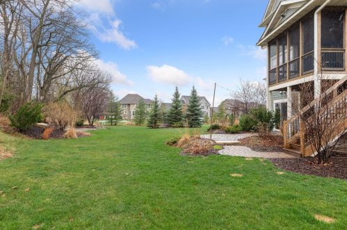 11646 Aster Pl, Saint Paul MN  55129-6705 exterior
