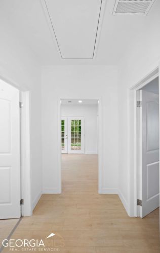 1712 Connally Dr, Atlanta GA  30344-2519 exterior