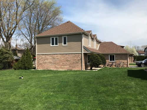 2510 Hartford Ct, Arlington Hts, IL 60004-4316