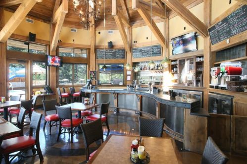 12323 Lookout Loop, Truckee CA  96161-4528 exterior