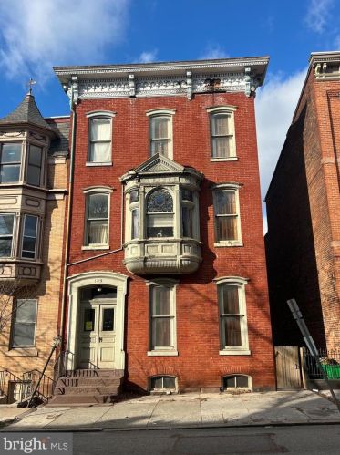 145 Philadelphia St, York, PA 17401-2452
