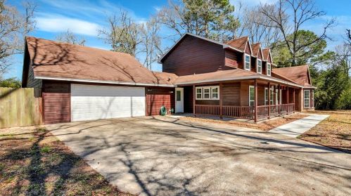 1100 Chateau Wood Pkwy Dr, Conroe TX  77385-9773 exterior