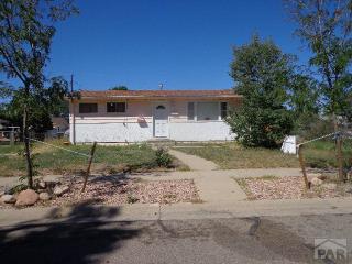 1625 Comanche Rd, Pueblo CO  81001-1627 exterior