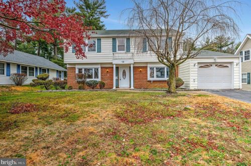 16 Haskell Ln, Willingboro, NJ 08046-1738