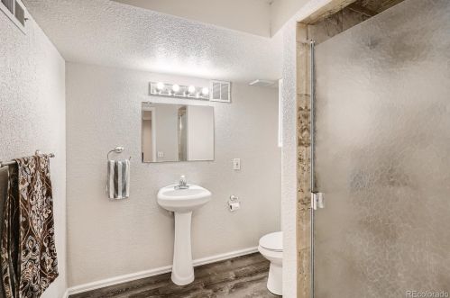 22842 Ida Ave, Denver CO  80015-6666 exterior