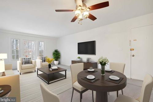 5900 Kingsford Rd, Springfield, VA 22152-1123