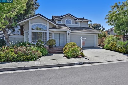25973 Tarragon St, Hayward, CA 94544-2971