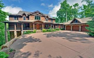 124 Wilderness Way, Ellijay, GA 30536-7400