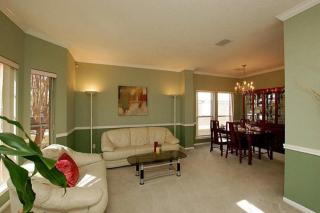 1109 Gulfton Dr, Pearland, TX 77581-6736
