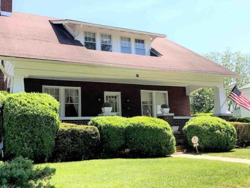 27 Blue Ridge Ave, Richmond National Battlefiel, VA 22835-1317